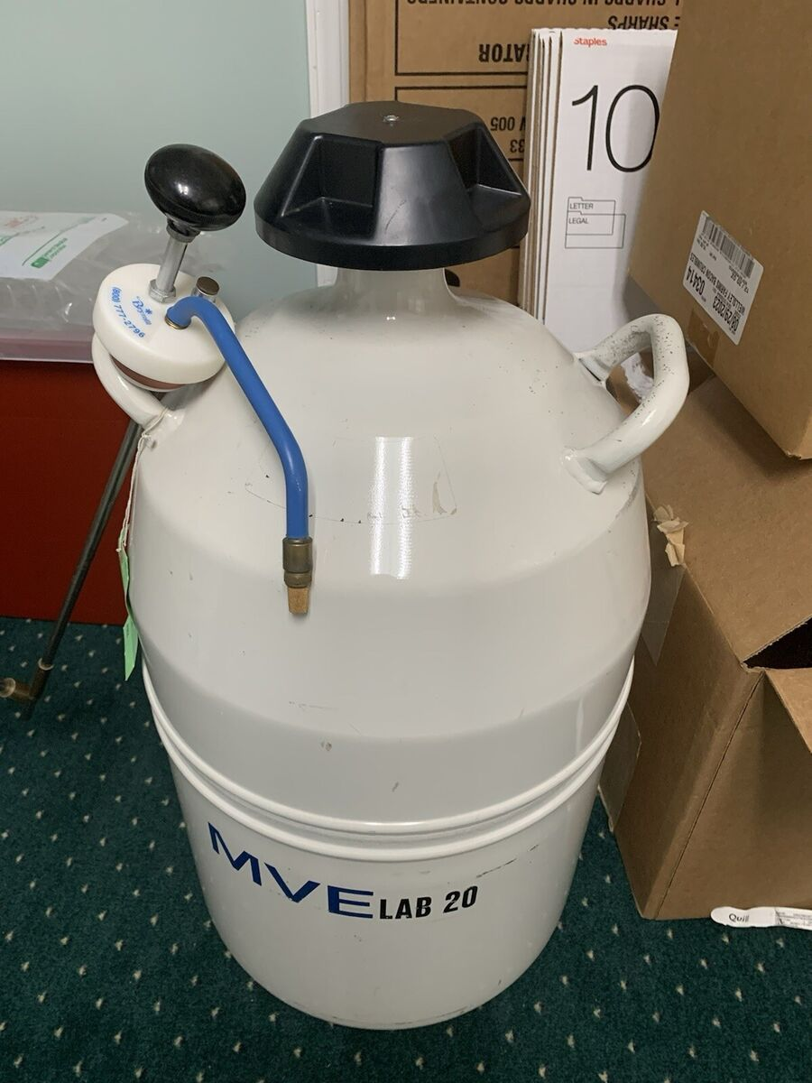 液氮罐盖塞使用